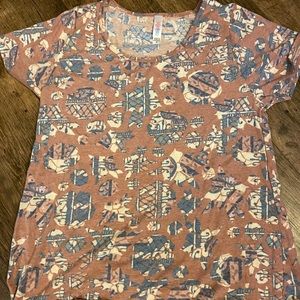 💥4/$14 Lularoe tee